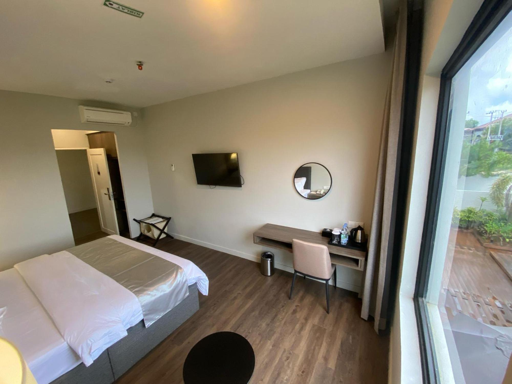 Onyx Hotel & Villa Tanjunguban Экстерьер фото